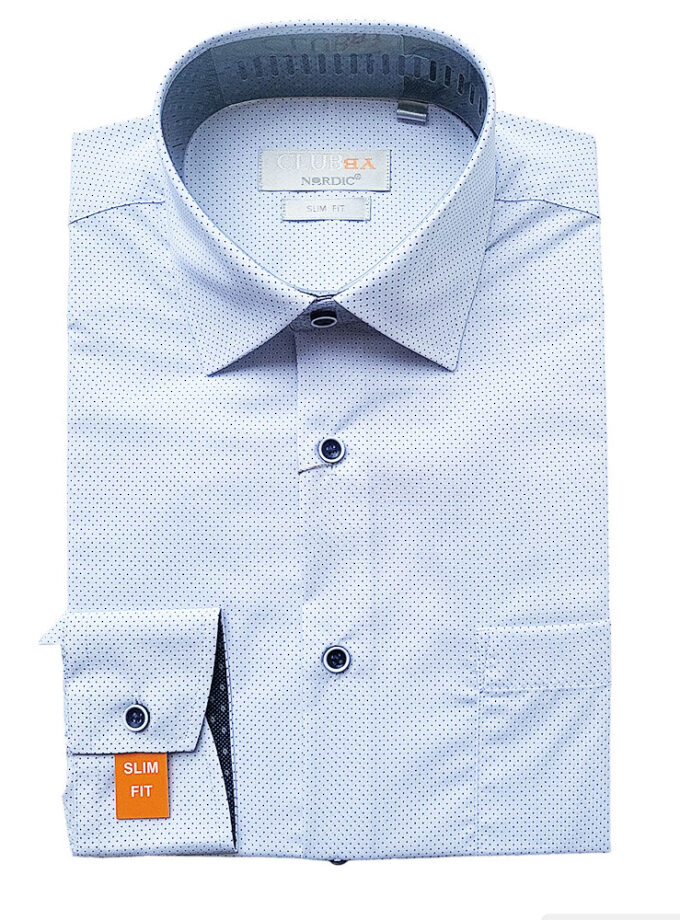 Balts krekls ar smalku zilu punktotu rakstu