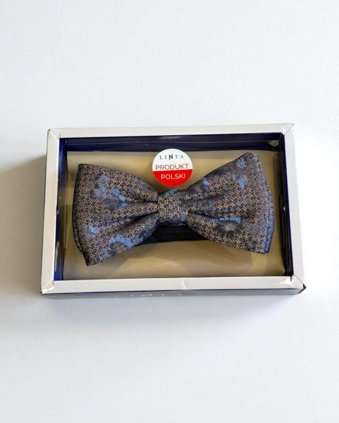 žakarda tauriņš ar elegantu, smalku ornamentu ir ideāla izvēle svinībām, kāzām vai vakara pasākumiem.
